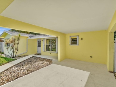 This 3-bedroom, 2-bathroom house is located in a quiet corner of - photo 48