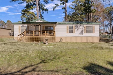 Lake Palestine Home For Sale in Chandler Texas