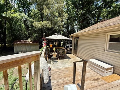 Welcome to your serene retreat in the heart of Rougemont, North - photo 6