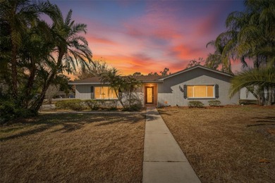 Lake Hollingsworth Home For Sale in Lakeland Florida