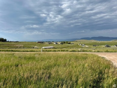 Bear Lake Lot For Sale in Garden City Utah