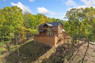 Discover refined country living in this custom-built 3 BR 3.5 BA - photo 12