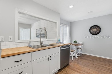Lovely 4 bedroom, 2.5 bath home in world renowned Sea Pines - photo 12