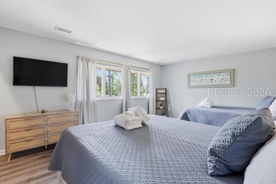 Lovely 4 bedroom, 2.5 bath home in world renowned Sea Pines - photo 21