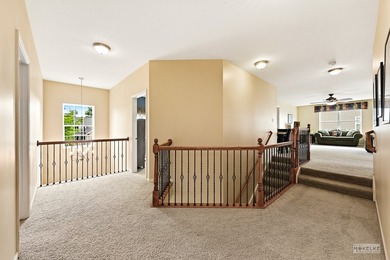 Absolutely stunning model quality home with all the bells and - photo 23
