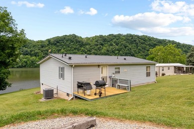 Experience waterfront living with this beautiful property - photo 25