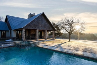 Located in the growing North Texas corridor, this exceptional 82 - photo 9