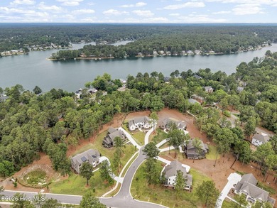 Located just a short stroll from Lake Pinehurst, this - photo 2