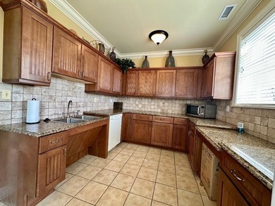 Absolutely stunning model quality home with all the bells and - photo 36