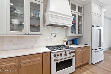 Located just a short stroll from Lake Pinehurst, this - photo 9