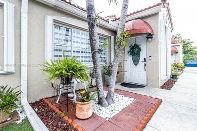 Miami Lakes Area Townhome/Townhouse For Sale in Miami Lakes Florida