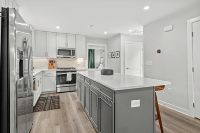 Experience the best of low maintenance living and coastal luxury - photo 15
