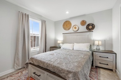 Experience the best of low maintenance living and coastal luxury - photo 26