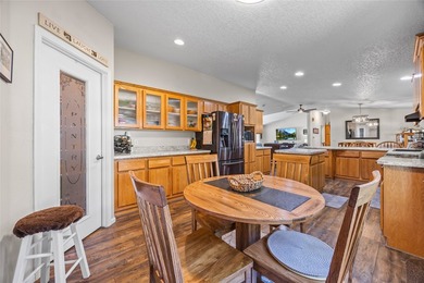 Welcome home to peaceful living in the desirable Woody Mountain - photo 8