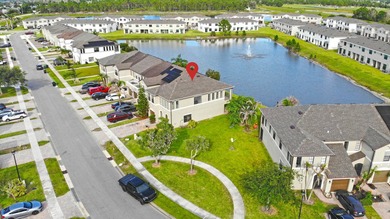 This charming 3 bedroom, 2 1/2 bathroom residence offers high - photo 44