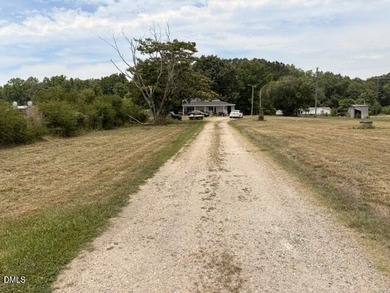 Older farmhouse in country on over 2 acres!! Additional septic - photo 8