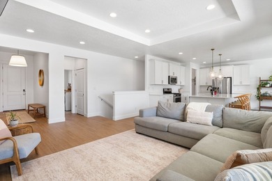 ***OPEN HOUSE SAT 7/25 1-3P*** Welcome home to this spacious - photo 4