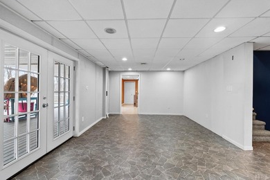Welcome to 1132 Jamesview Dr, a turn-key oasis offering a rare - photo 24