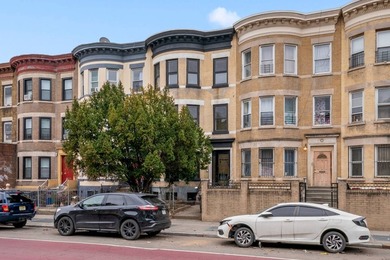Brownstone Brand New Three family 2/3/3 Central heat and air - photo 1