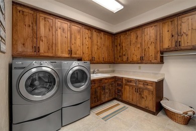 First time ever available....The Laurie Ann Ranch. Stunning - photo 39