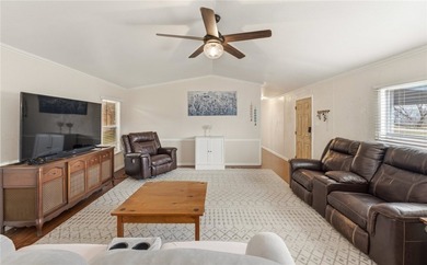 Beautifully Remodeled 3-Bedroom, 2-Bath Manufactured Home on Two - photo 6