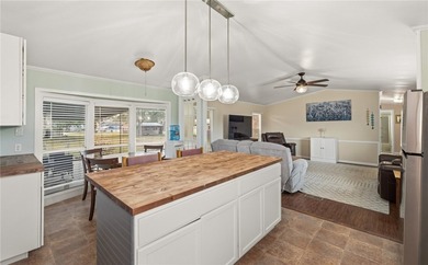 Beautifully Remodeled 3-Bedroom, 2-Bath Manufactured Home on Two - photo 10