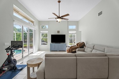 Beautiful & Spacious 4 bed/3 bath 3 car garage POOL home in the - photo 14