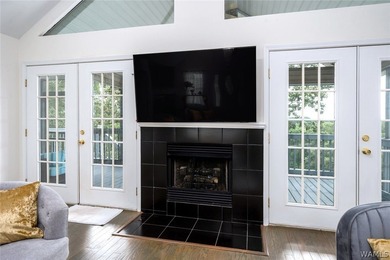 Welcome to your dream lake retreat! This beautifully renovated - photo 10