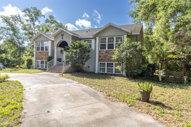 Lake Home For Sale in New Port Richey, Florida