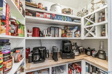 Nestled in a quiet cul-de-sac, welcome home to this gorgeous - photo 14