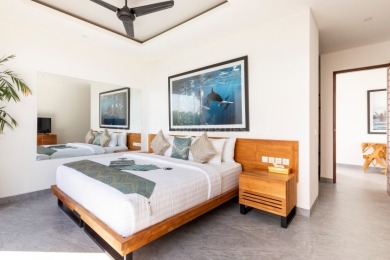 Ultimate Comfort and Relaxation in this Spacious Villa - photo 9
