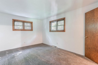 Nestled on two wooded lots just south of Waupaca, this 3BR, 2BA - photo 27