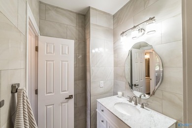 Nestled in a quiet cul-de-sac, welcome home to this gorgeous - photo 33