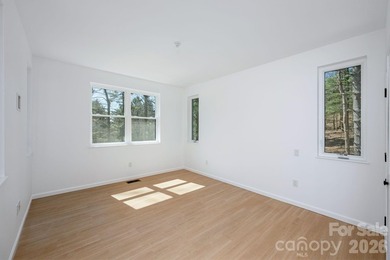 NEW CONSTRUCTION, Located in Kenmure this brand new cottage - - photo 35