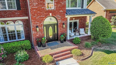 Nestled in a quiet cul-de-sac, welcome home to this gorgeous - photo 37