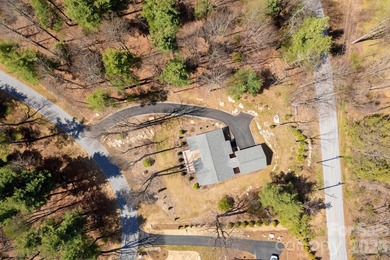 NEW CONSTRUCTION, Located in Kenmure this brand new cottage - - photo 45