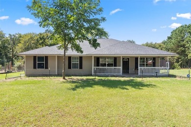 Lake Holbrook Home For Sale in Mineola Texas