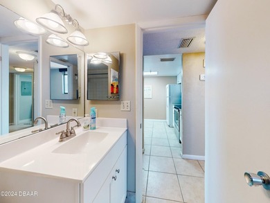 Invest in paradise! 9th-floor condo in Daytona Beach Shores with - photo 11