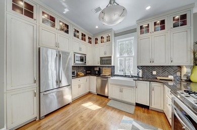 Discover your dream home and carriage house, designed by New - photo 12