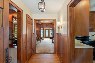Classic lakefront architecture and timeless craftsmanship define - photo 12