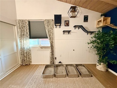 Beautifully updated single story home in a prime location - photo 15