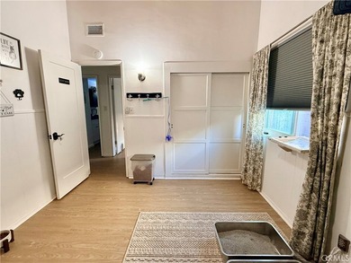 Beautifully updated single story home in a prime location - photo 17
