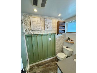 Beautifully updated single story home in a prime location - photo 30
