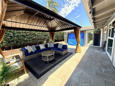 Beautifully updated single story home in a prime location - photo 37