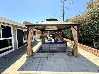 Beautifully updated single story home in a prime location - photo 38