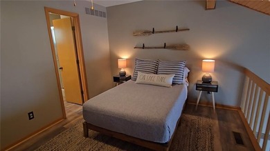 REDUCED! Lake of the Ozarks: Updated top floor condo at the 10mm - photo 39