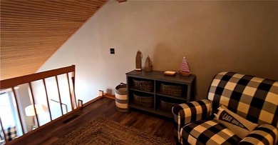 REDUCED! Lake of the Ozarks: Updated top floor condo at the 10mm - photo 40