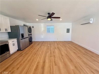 Beautifully updated single story home in a prime location - photo 48