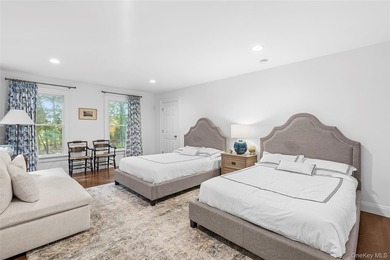 Welcome to 532 Blank Lane-an elegant and fully renovated retreat - photo 11