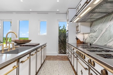 Perched on a rare, extraordinarily high-elevation oceanfront - photo 18